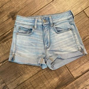 AEO Hi-rise shortie ☀️